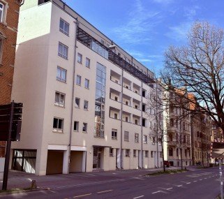 Hauptbild Helle Stadtwohnung mit Loggia, Einbauküche und Aufzug in zentraler Lage